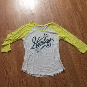 3/4 sleeve Hurley top